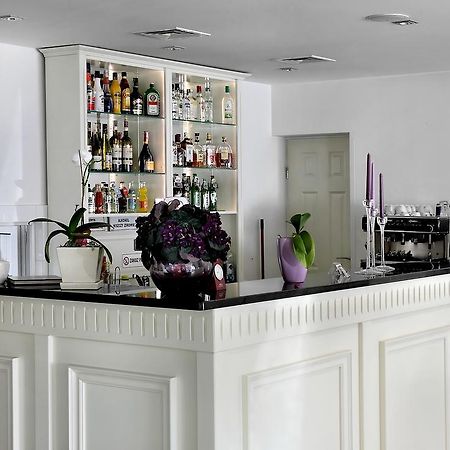 Wodnik Bed & Breakfast Krosno Exterior photo